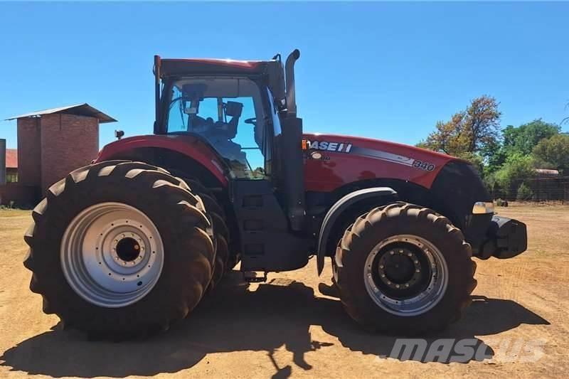 Case IH Magnum 340 Tractoare