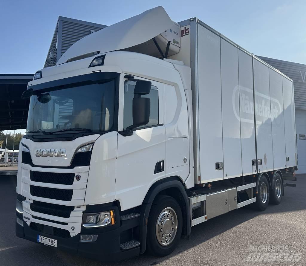 Scania R520B6X2NB Autocamioane