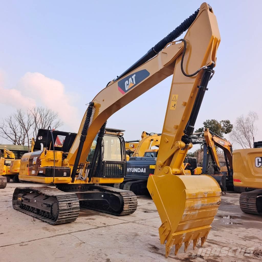 CAT 320 D Excavatoare pe șenile
