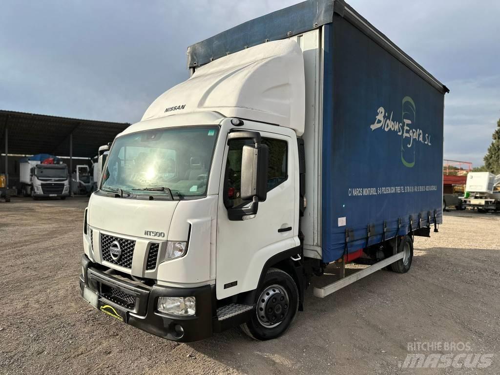 Nissan NT500 Pick up/Platou