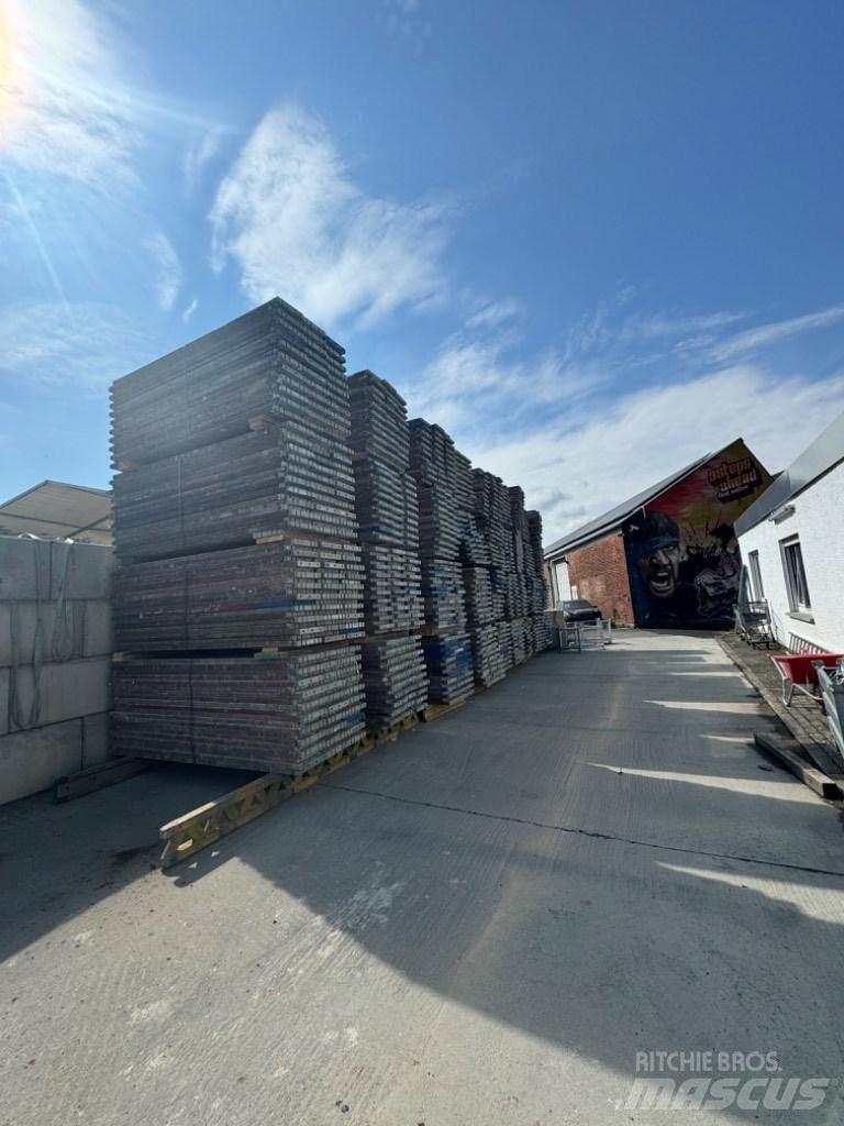 Altrad SL 70 Schele