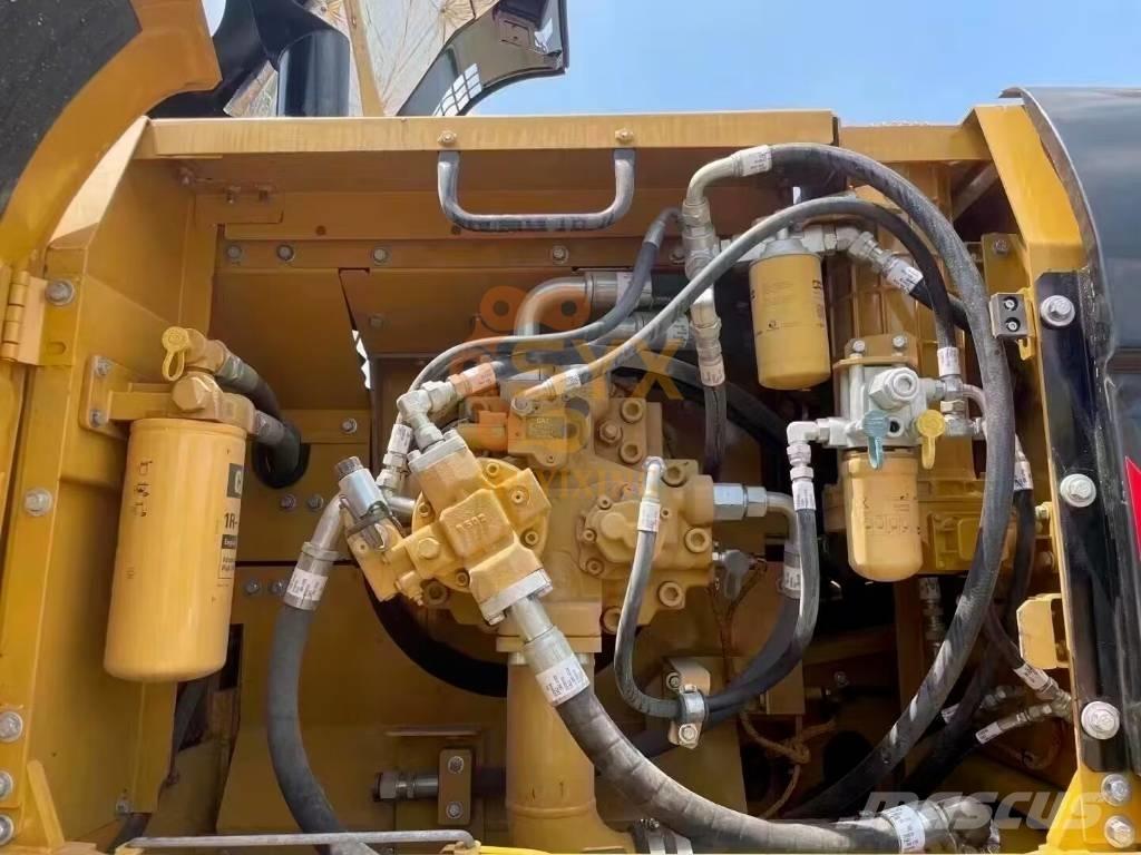 CAT 336 D Excavatoare pe șenile
