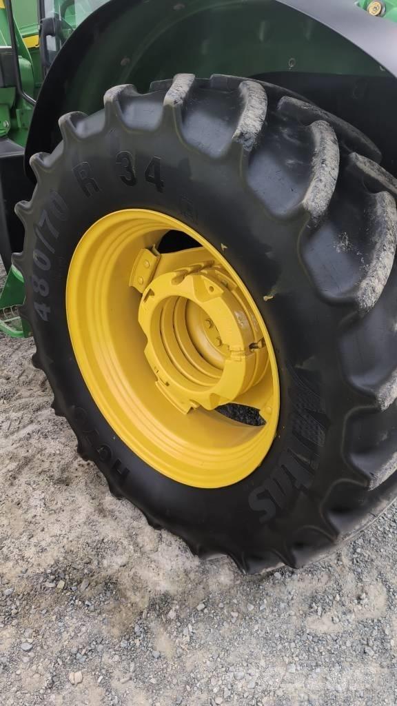 John Deere 5115R Tractoare