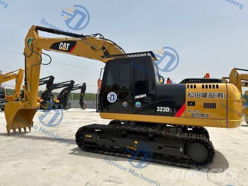 CAT 323D2L Excavatoare pe șenile
