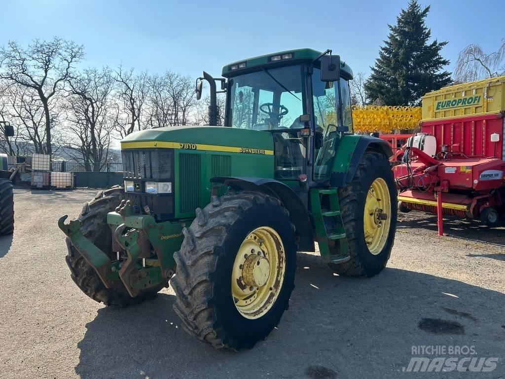 John Deere 7810 Tractoare