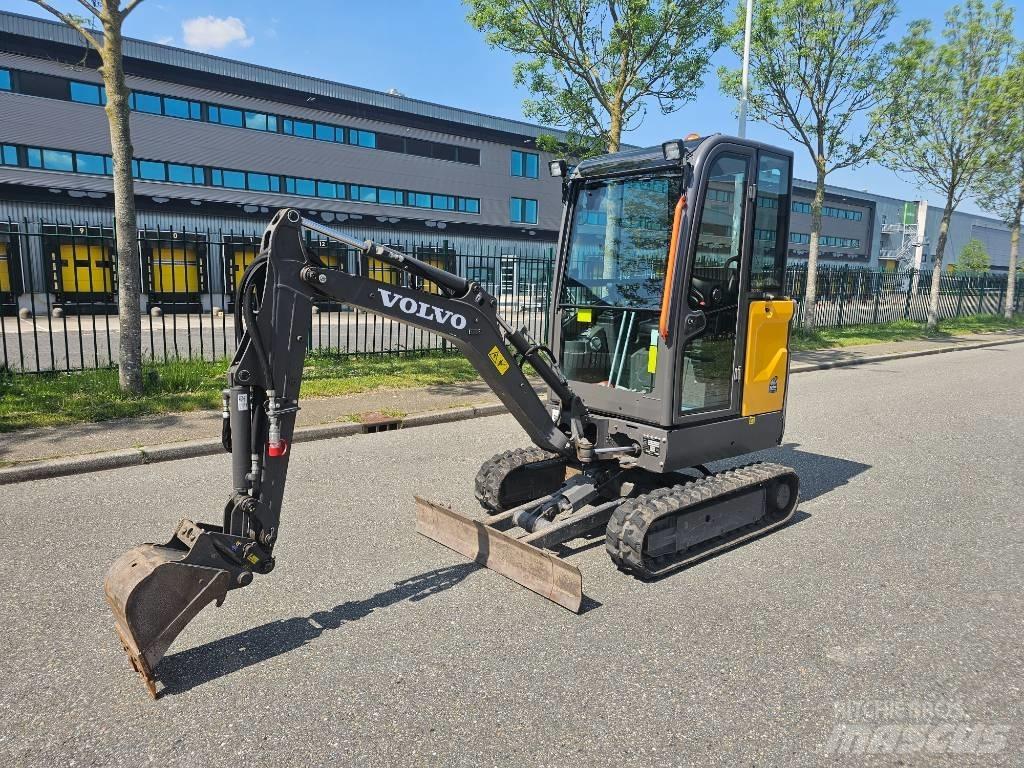 Volvo EC 18 E Mini excavatoare < 7t