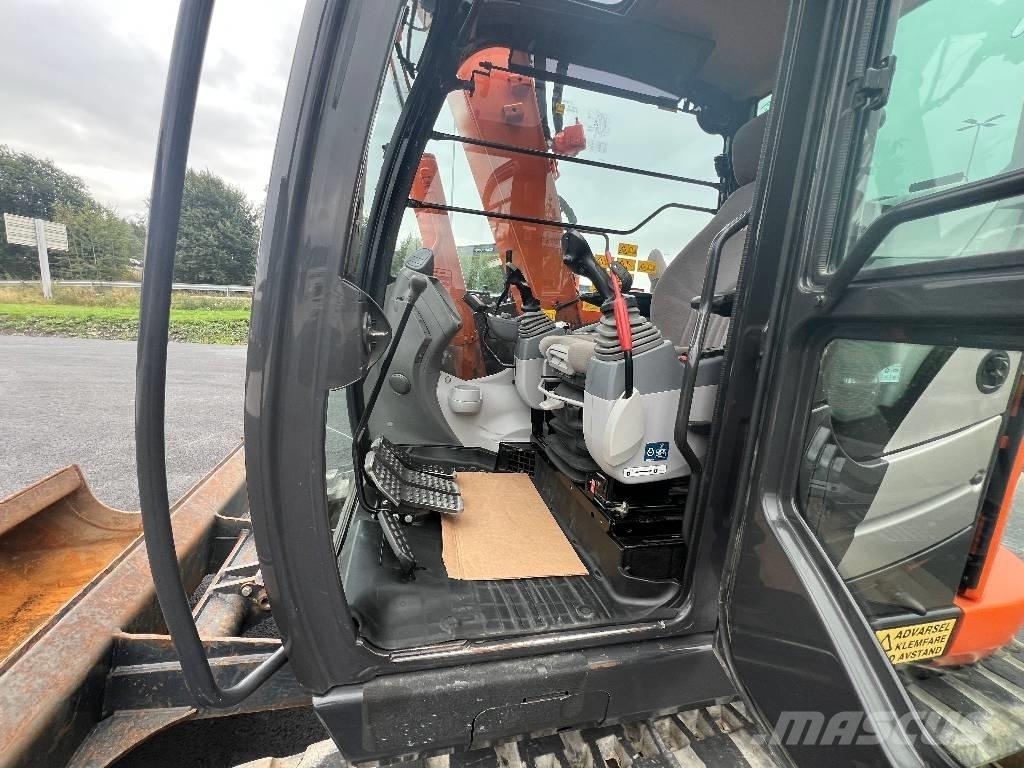 Hitachi ZX 85 US-6 Excavatoare 7t - 12t