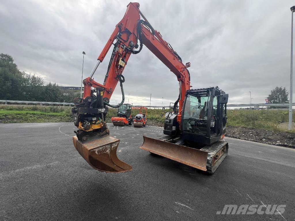 Hitachi ZX 85 US-6 Excavatoare 7t - 12t