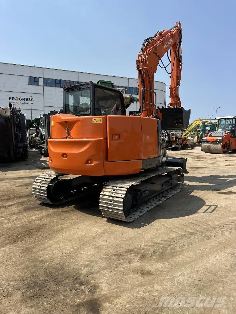 Hitachi ZX85USB-6 Excavatoare 7t - 12t