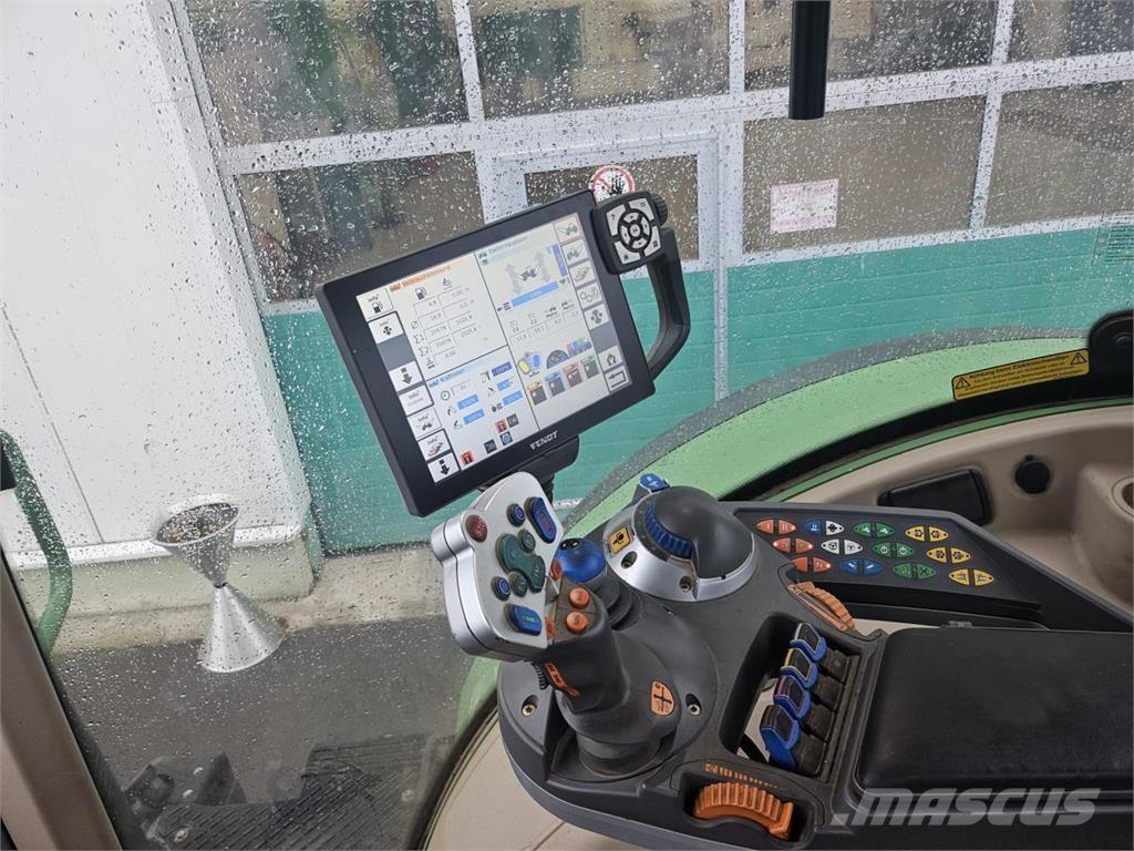 Fendt 724 Vario Tractoare