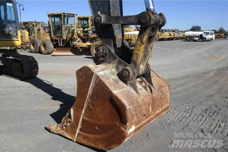 Komatsu PC300-8 Mini excavatoare < 7t