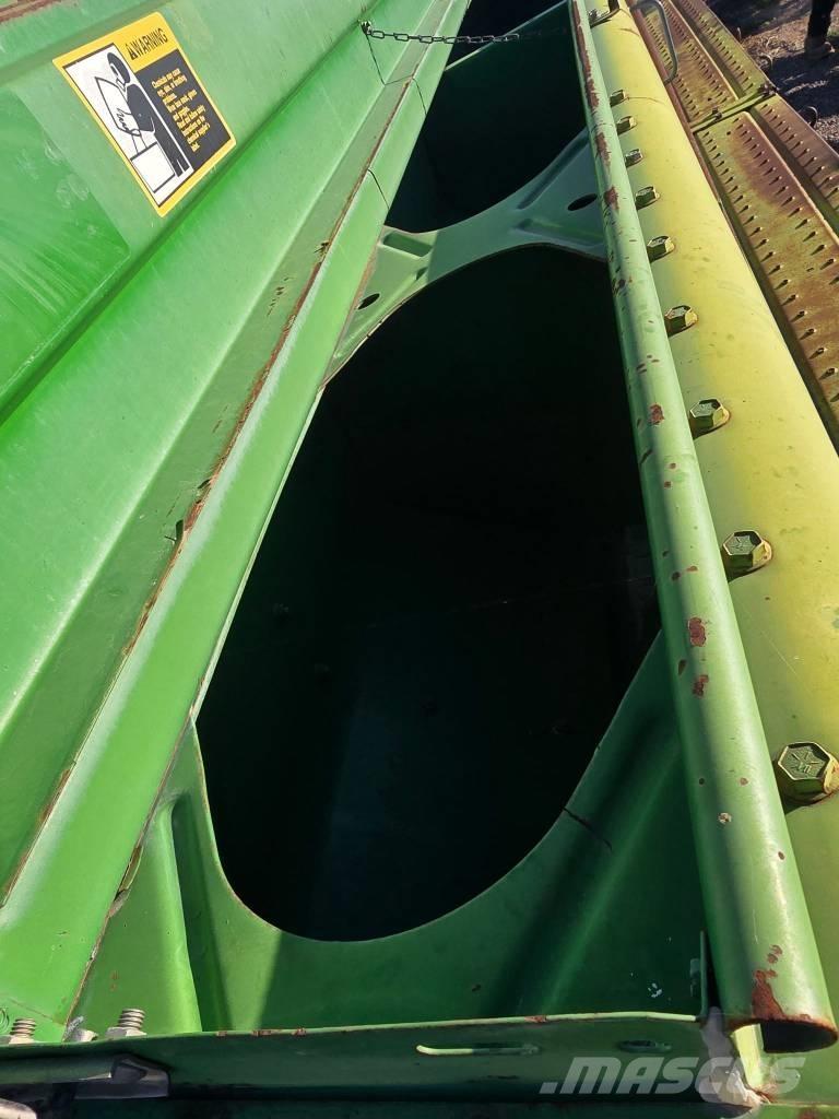 John Deere 520 Perforatoare