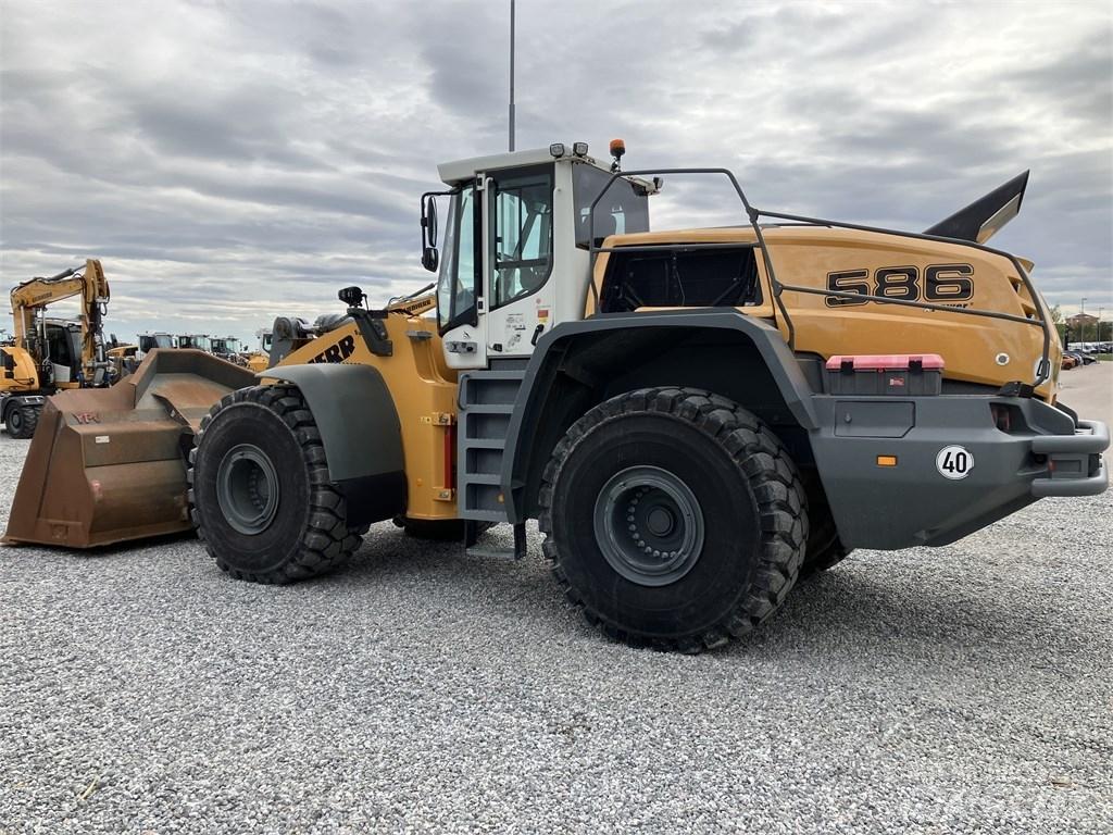 Liebherr L586 Xpower Incarcator pe pneuri