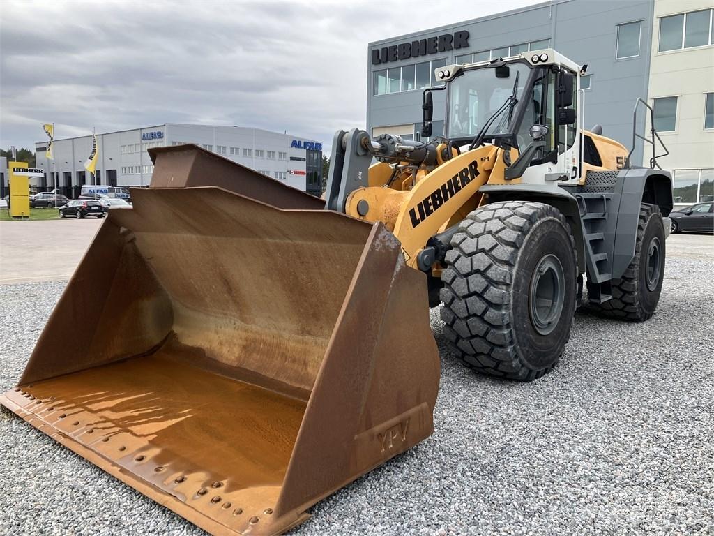 Liebherr L586 Xpower Incarcator pe pneuri