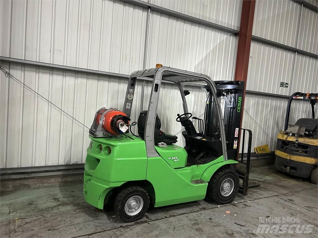 Cesab M325G Stivuitor GPL