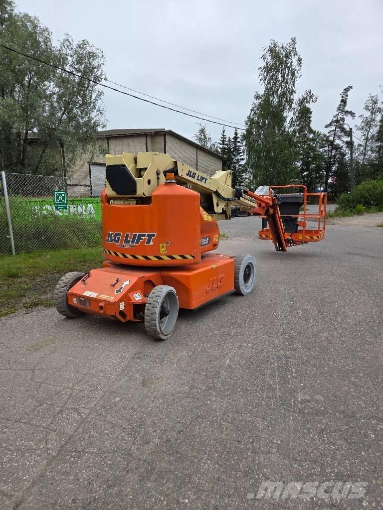 JLG E 400 AJPN Nacele cu brat articulat