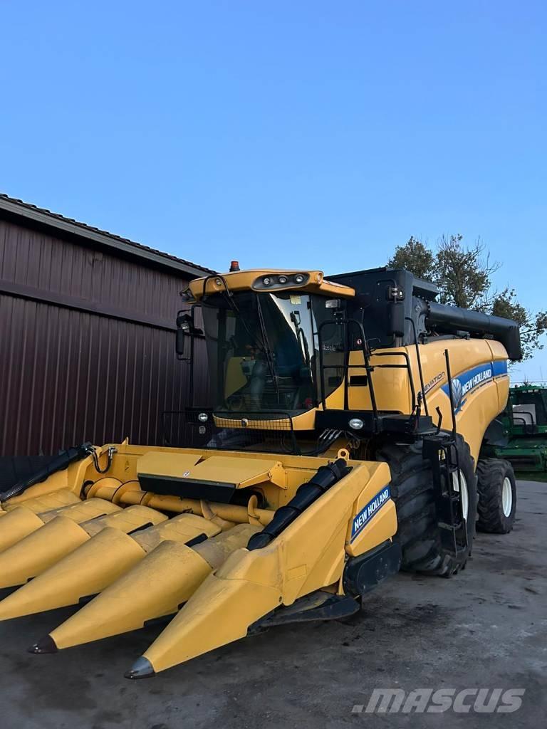 New Holland CX 5090 Combine de secerat