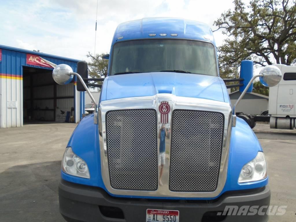 Kenworth T680 Autotractoare