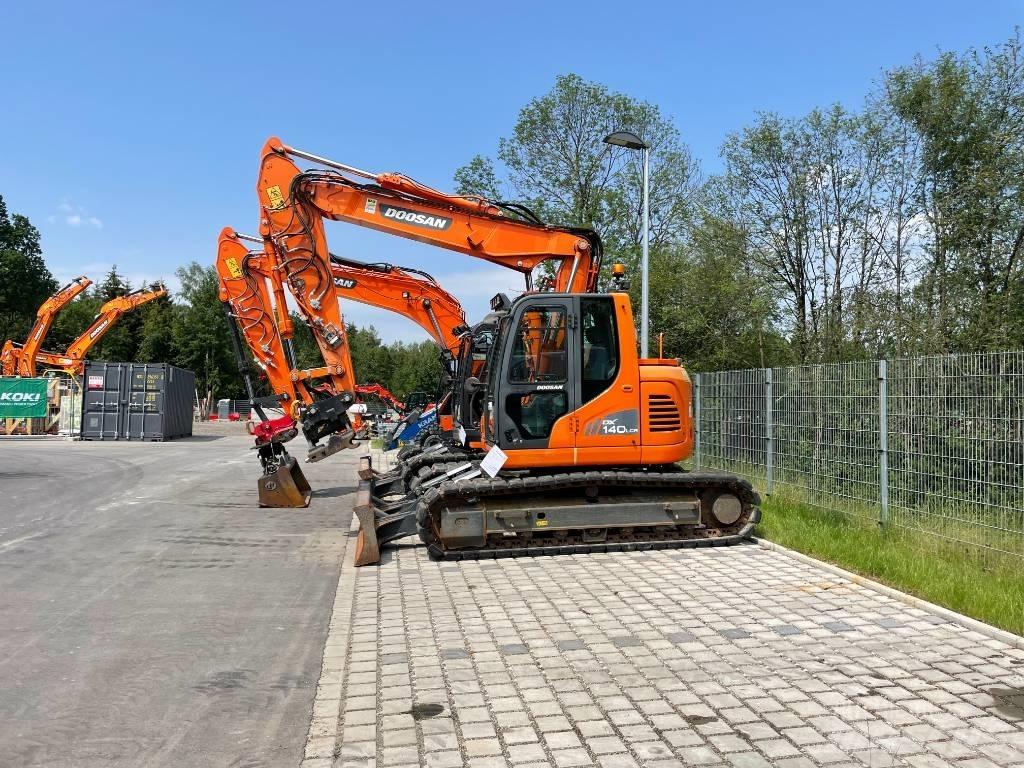 Doosan DX 140 LCR-3 Excavatoare pe șenile
