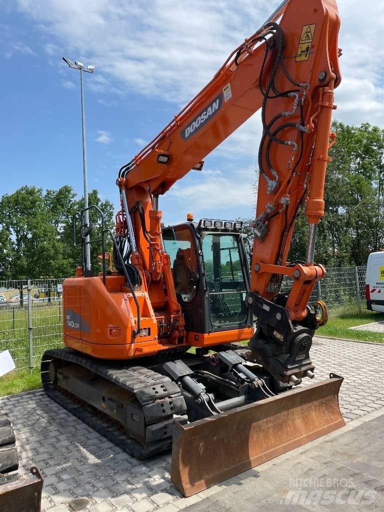 Doosan DX 140 LCR-3 Excavatoare pe șenile
