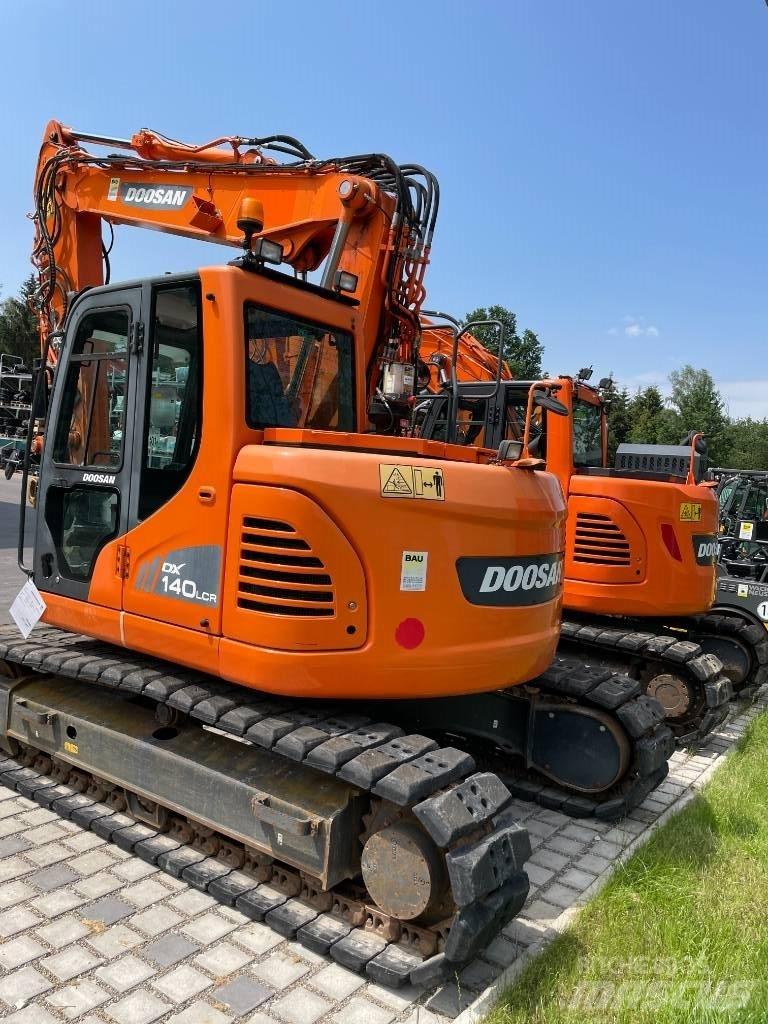 Doosan DX 140 LCR-3 Excavatoare pe șenile
