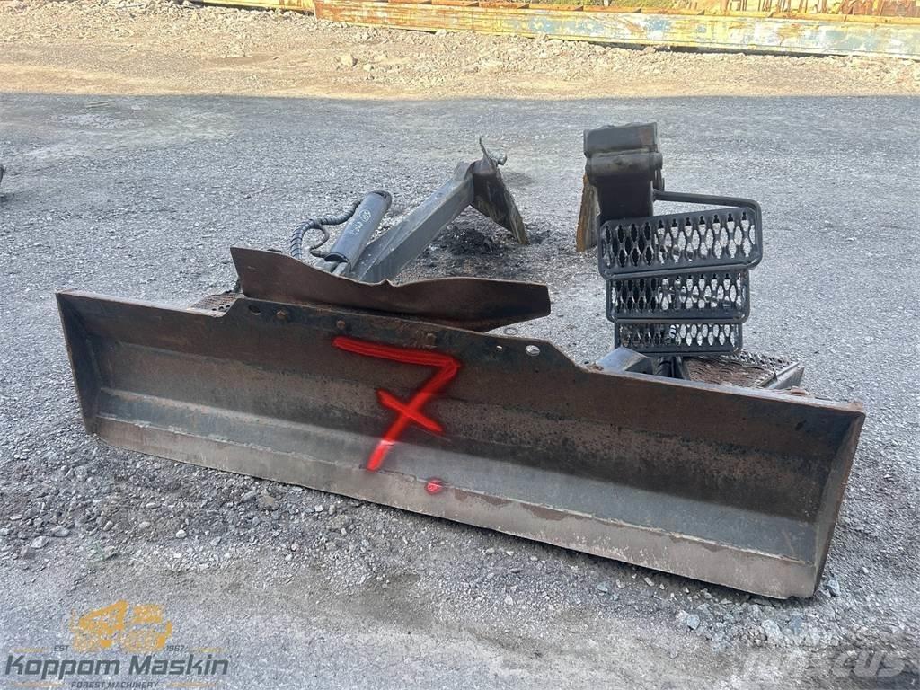 Valmet 890.2 Alte componente