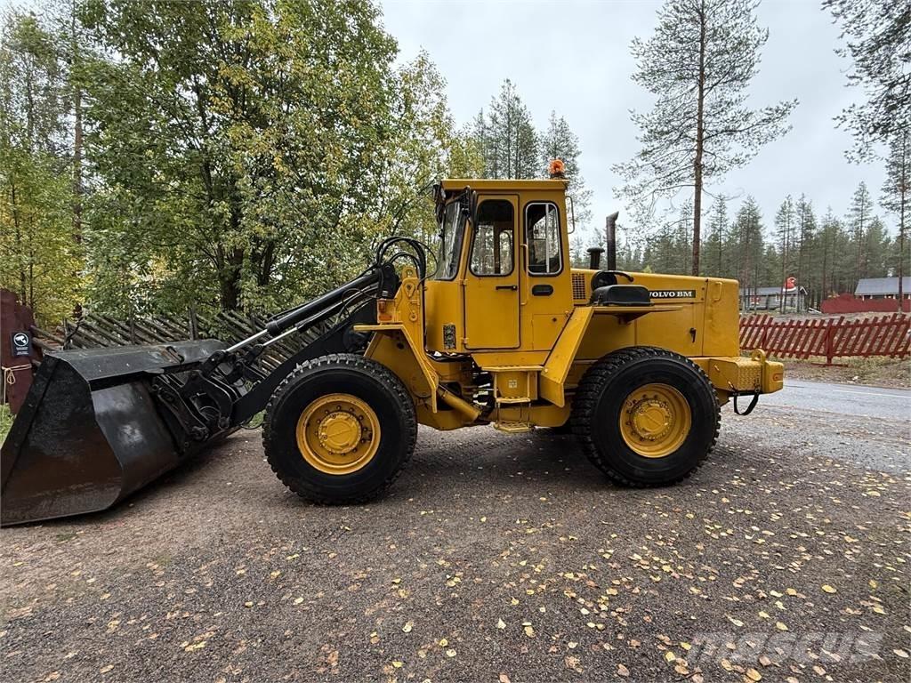 Volvo BM L70 1990 Incarcator pe pneuri