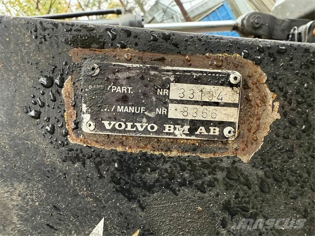 Volvo BM L70 1990 Incarcator pe pneuri