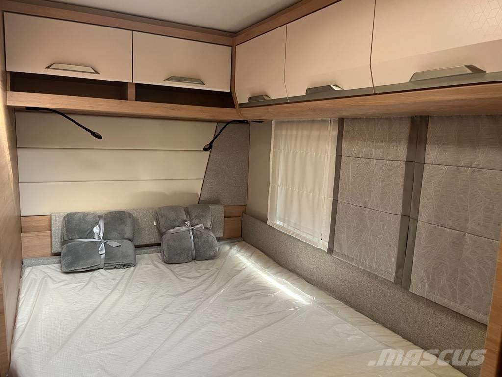 Knaus Südwind Rulote si caravane