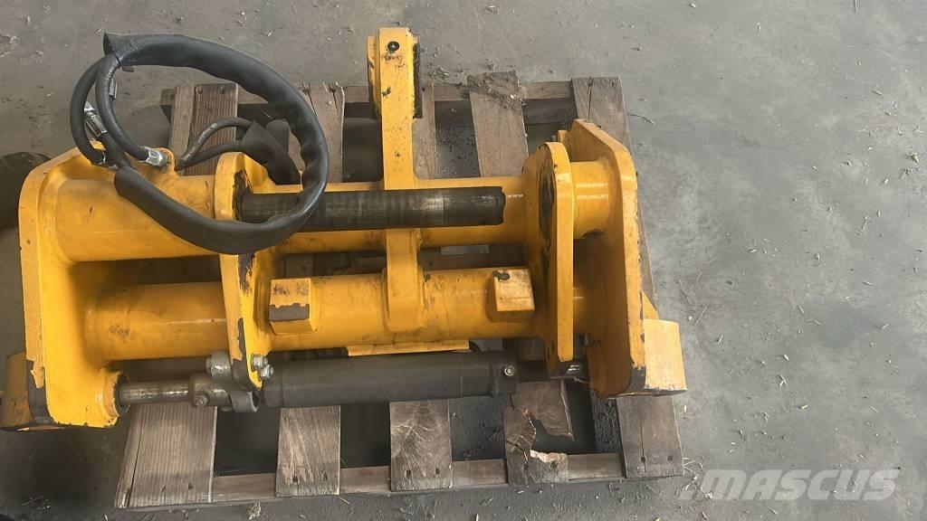 JCB HEADSTOCK Alte masini si accesorii pentru încarcat si sapaturi