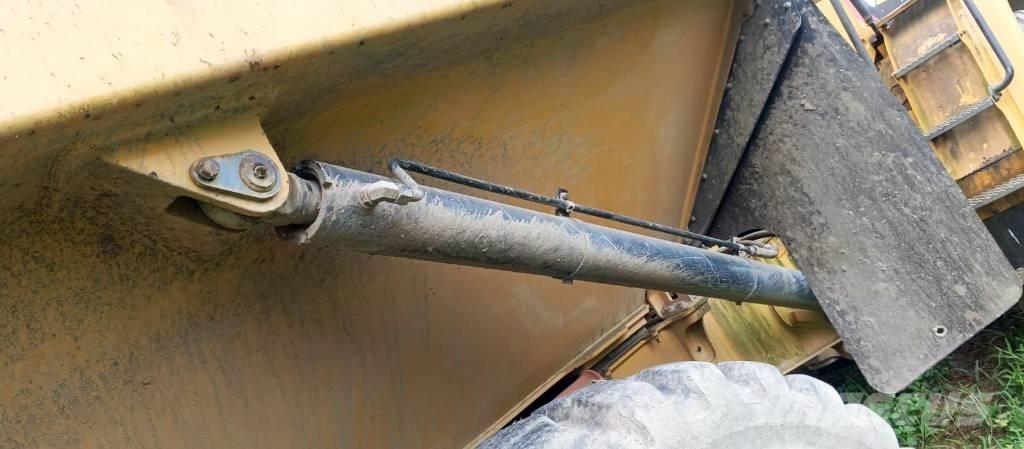 CAT 730 C 2 Transportoare articulate