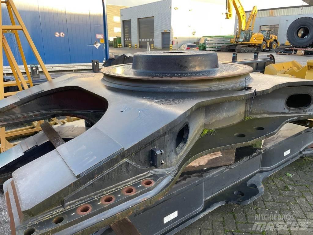 CAT 374 F L Sasiuri si suspensii