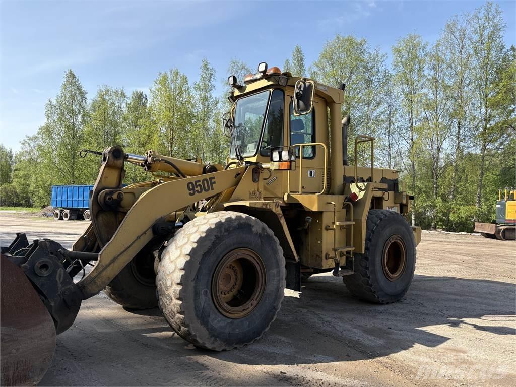 CAT 950F Incarcator pe pneuri