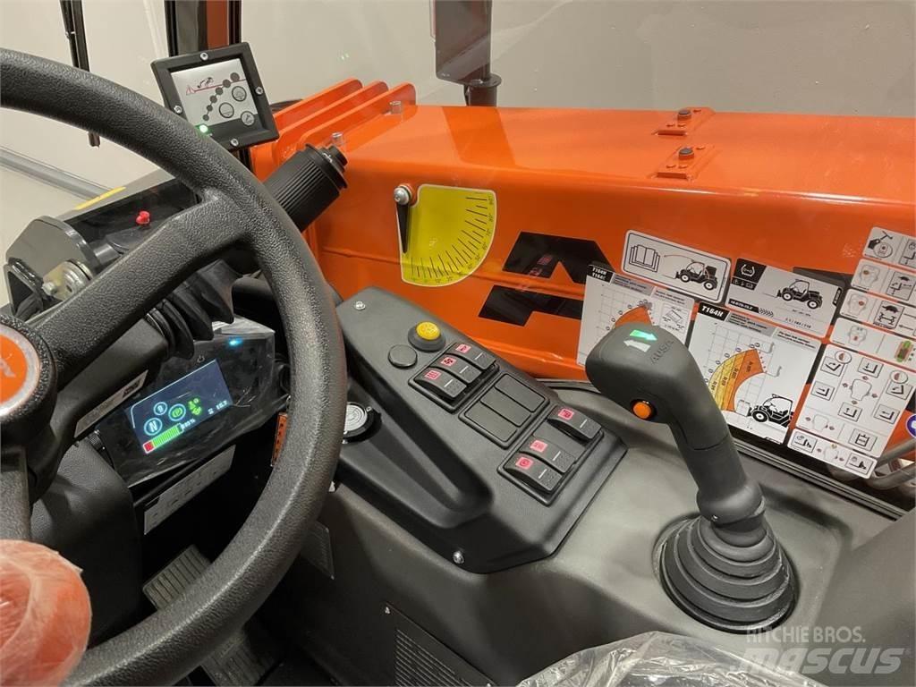 Ausa T164EX4 Nacele cu brat telescopic