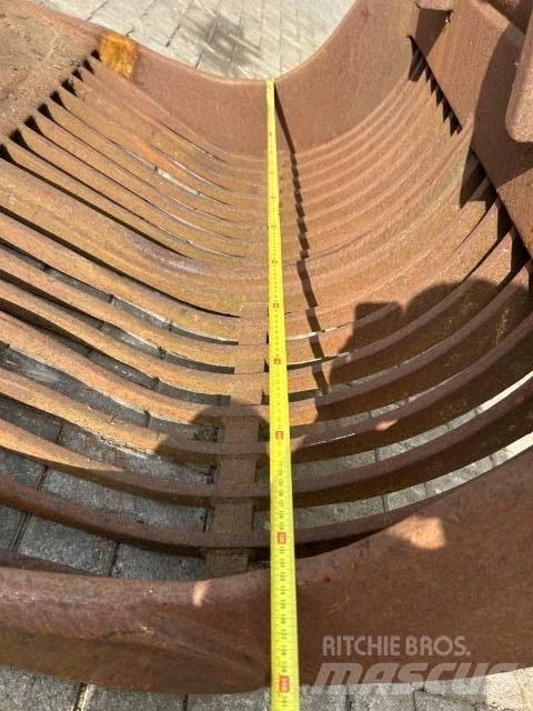 Puinbak 1.32 M CW 30 Pistoane