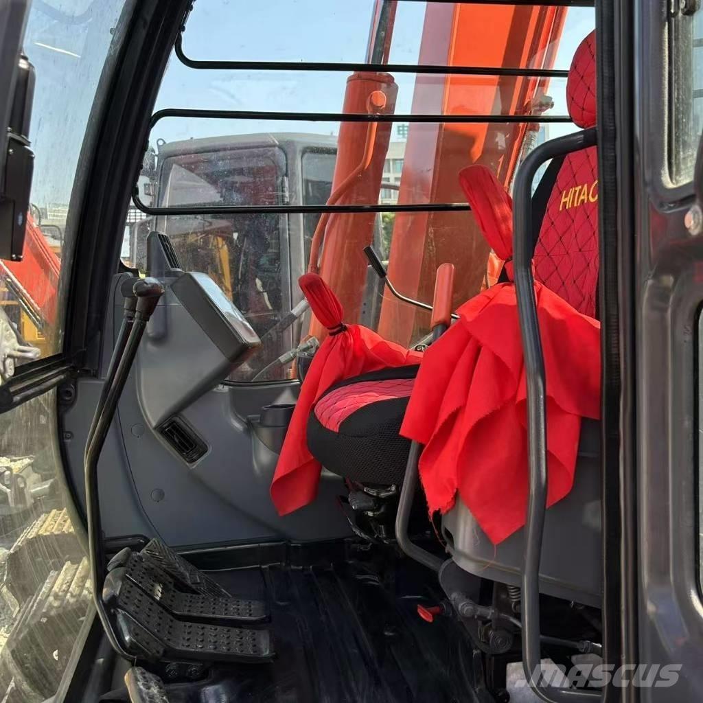 Hitachi ZX 70 Excavatoare pe șenile
