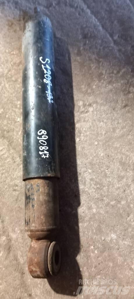 Scania 94 D.    1861118 Sasiuri si suspensii