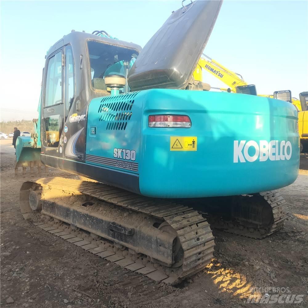 Kobelco SK 130 Excavatoare pe șenile
