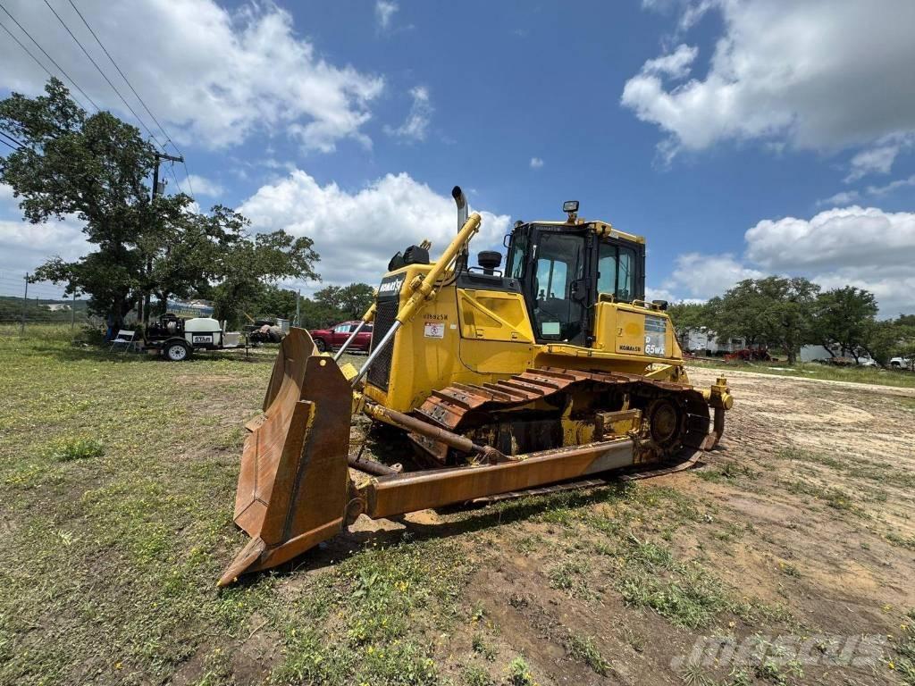 Komatsu D65WX-17 Buldozere pe senile