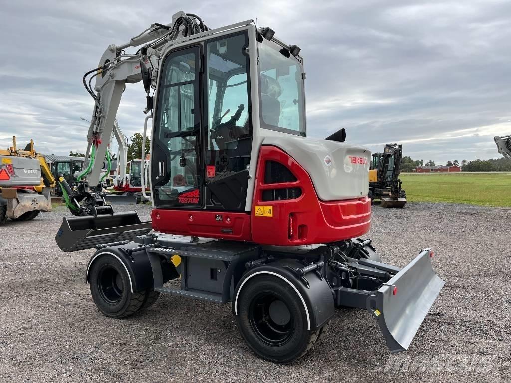 Takeuchi TB 370 W Excavatoare cu roti