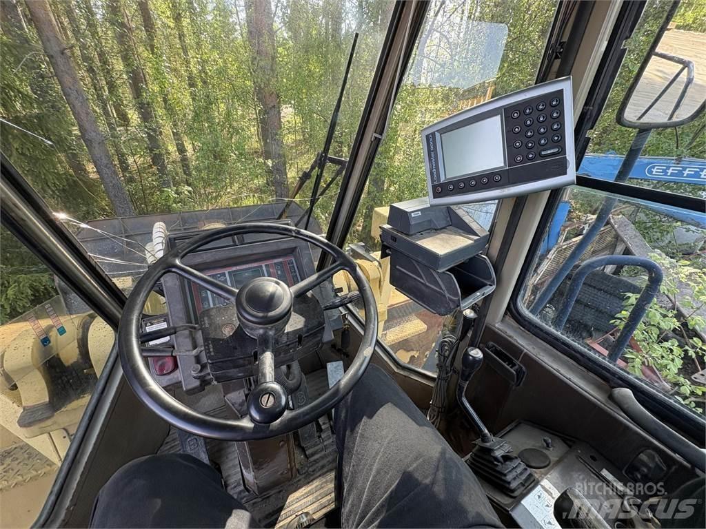 Komatsu WA420-1 Incarcator pe pneuri