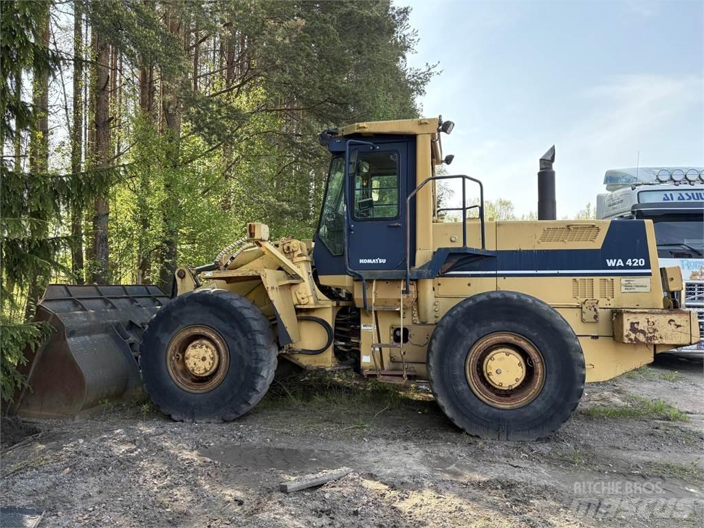 Komatsu WA420-1 Incarcator pe pneuri