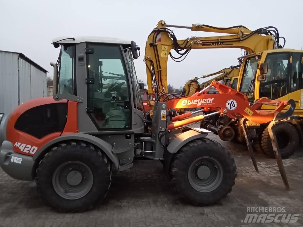 Atlas Weycor AR420 Incarcator pe pneuri