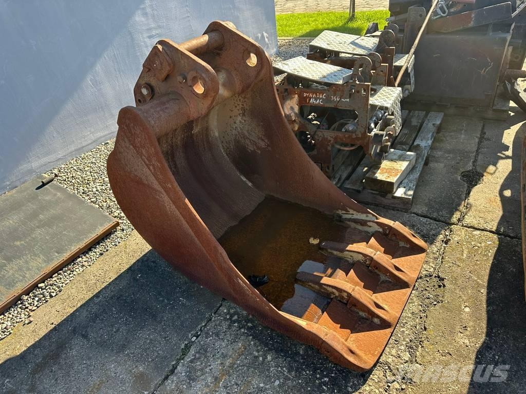 Volvo EW 160 D Excavator