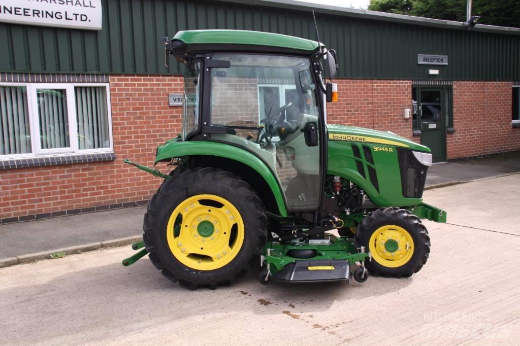 John Deere 3045 R Tractoare