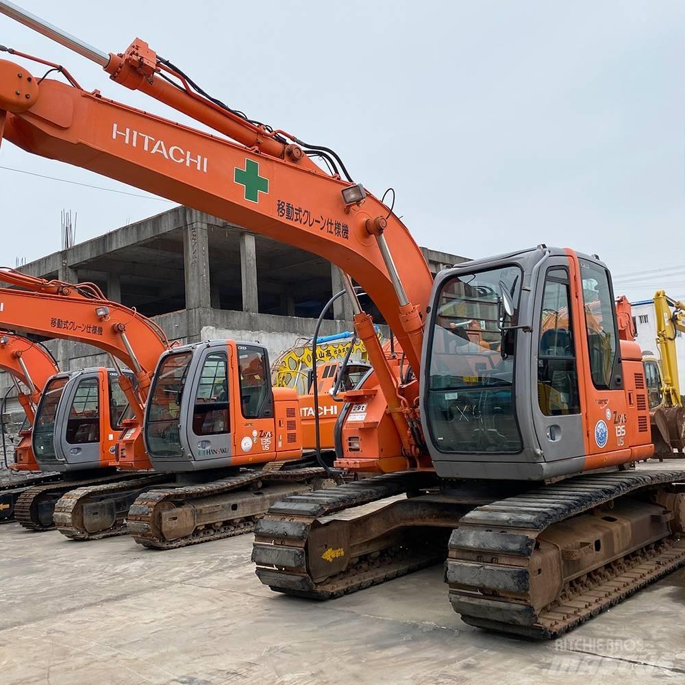 Hitachi 135 Excavatoare pe șenile
