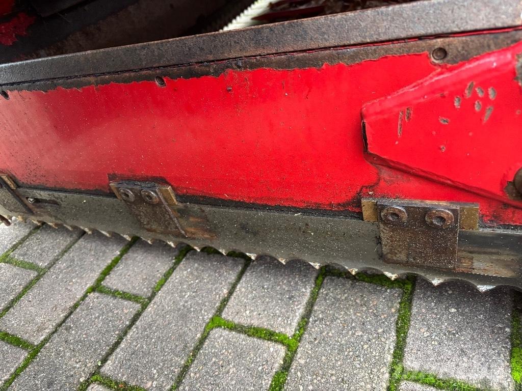 Trioliet TU 195 Debalotare, taiere, impachetare