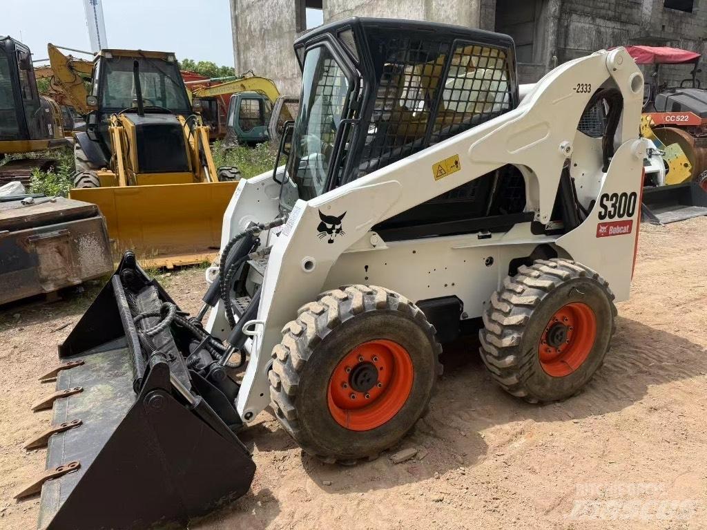 Bobcat S 300 Mini incarcator