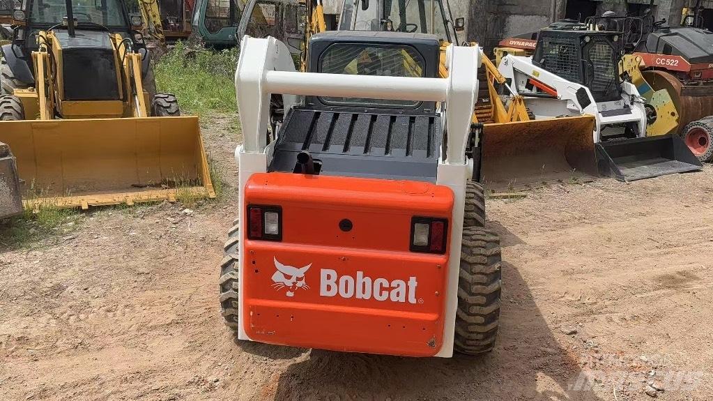 Bobcat S 300 Mini incarcator