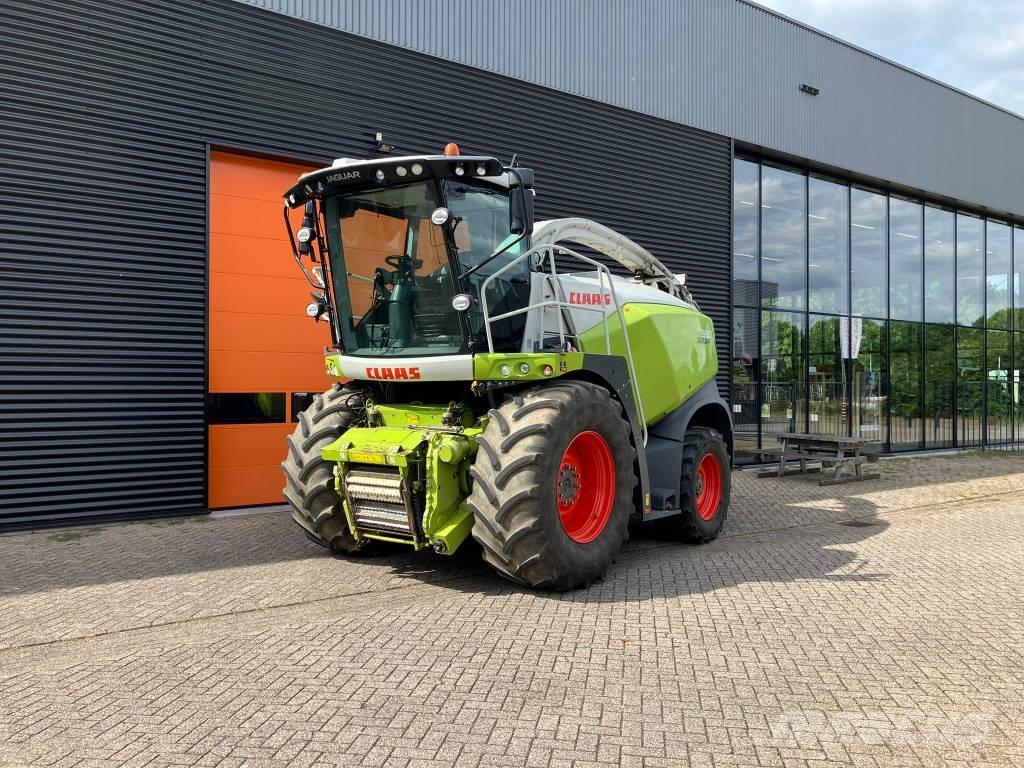 CLAAS Jaguar 930 Forajere cu autopropulsare
